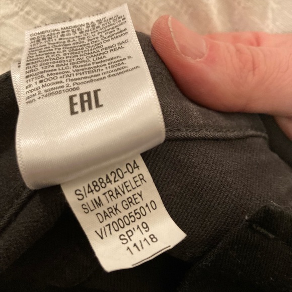 Banana Republic Travelers Pants, gray, 32x32 - Picture 4 of 8